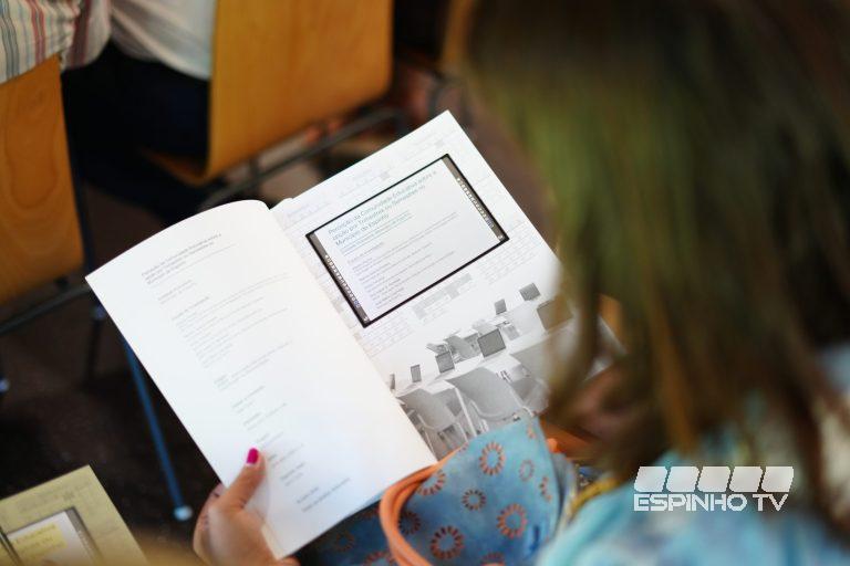 Apresentação do estudo “Perceção da Comunidade Educativa sobre a opção por Trimestres ou Semestres no Município de Espinho” Apresentação do estudo “Perceção da Comunidade Educativa sobre a opção por Trimestres ou Semestres no Município de Espinho”