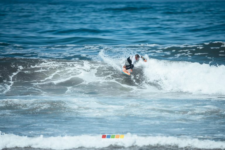 Mini Groms brilham na Praia da Baía em mais uma etapa do Troféu do Norte
