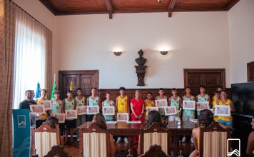 Município distingue atletas da EFE Os Tigres pela conquista dos títulos nacionais de andebol de praia