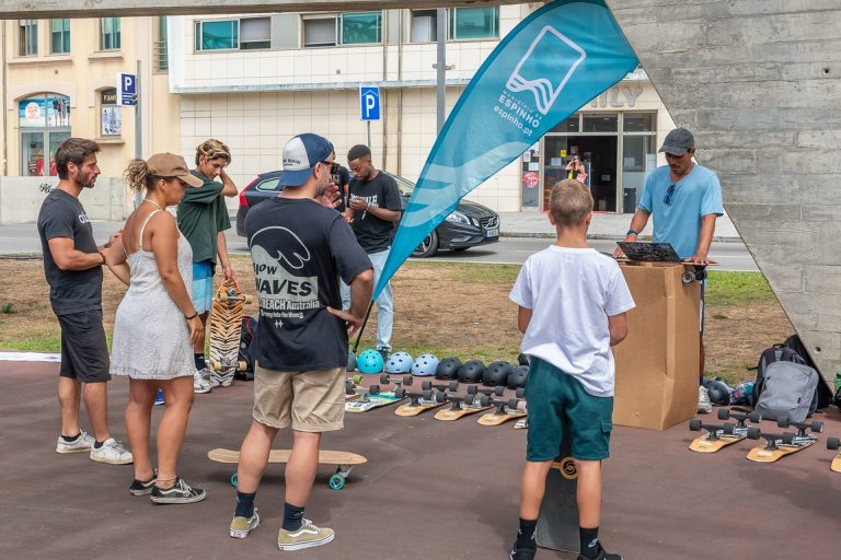 Workshop de surfskate realizado em Espinho