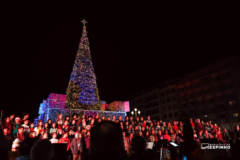 Iluminações de Natal deram início à quadra festiva em Espinho