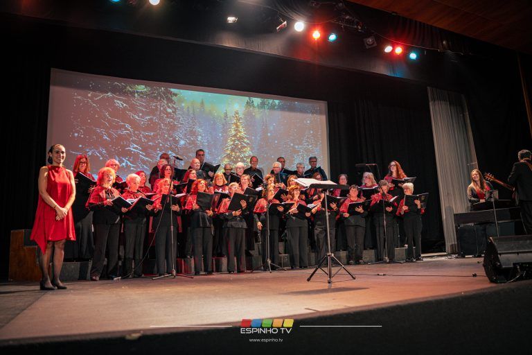 Orfeão de Espinho enche o coração com concerto de Natal